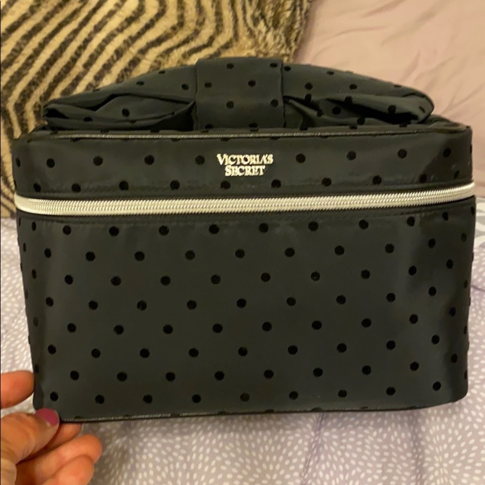 NWOT Victoria’s Secret cosmetic bag